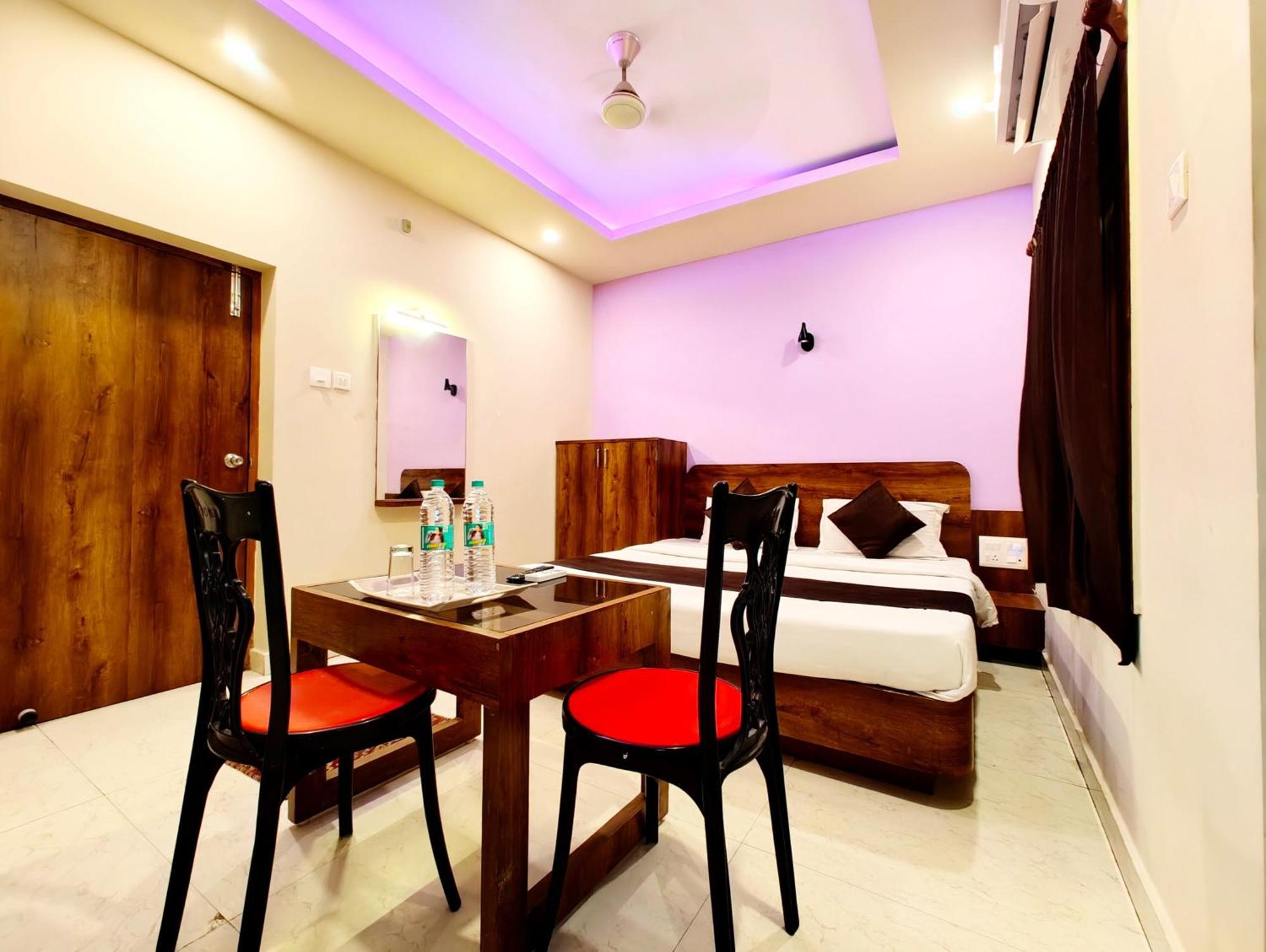 Hotel Blue # Sagar Near Sea - Newly And Decorated With Fully Air Conditioning- Lift & Parking Facilities - Choice Of Travellers Puri