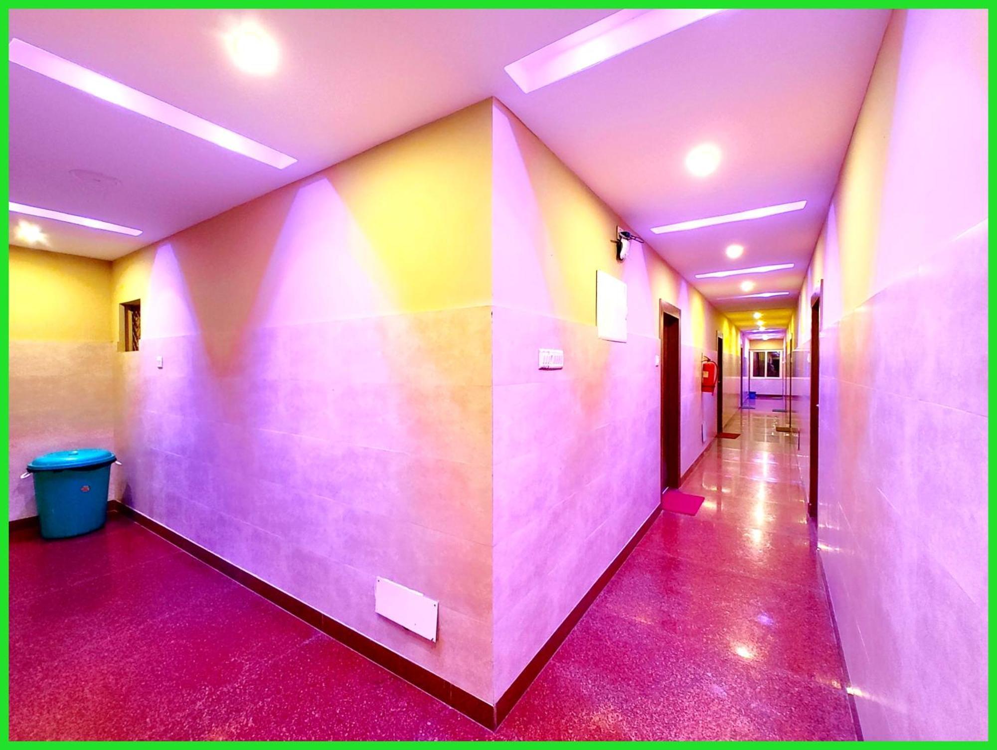 Blue # Sagar Near Sea - Newly And Decorated With Fully Air Conditioning- Lift & Parking Facilities - Choice Of Travellers Hotel 4*